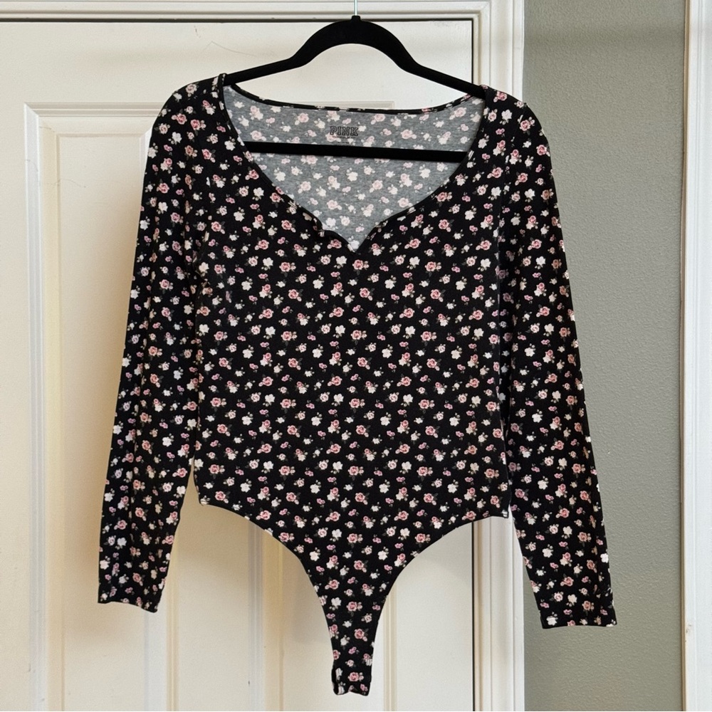 PINK Victoria's Secret Floral Print Longsleeve Cotton Bodysuit, Size Medium